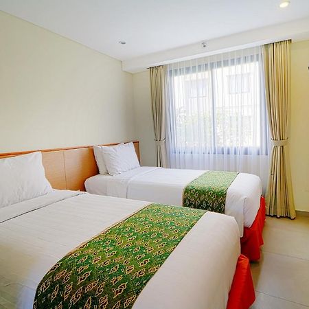 Savvoya Hotel Seminyak Exterior foto