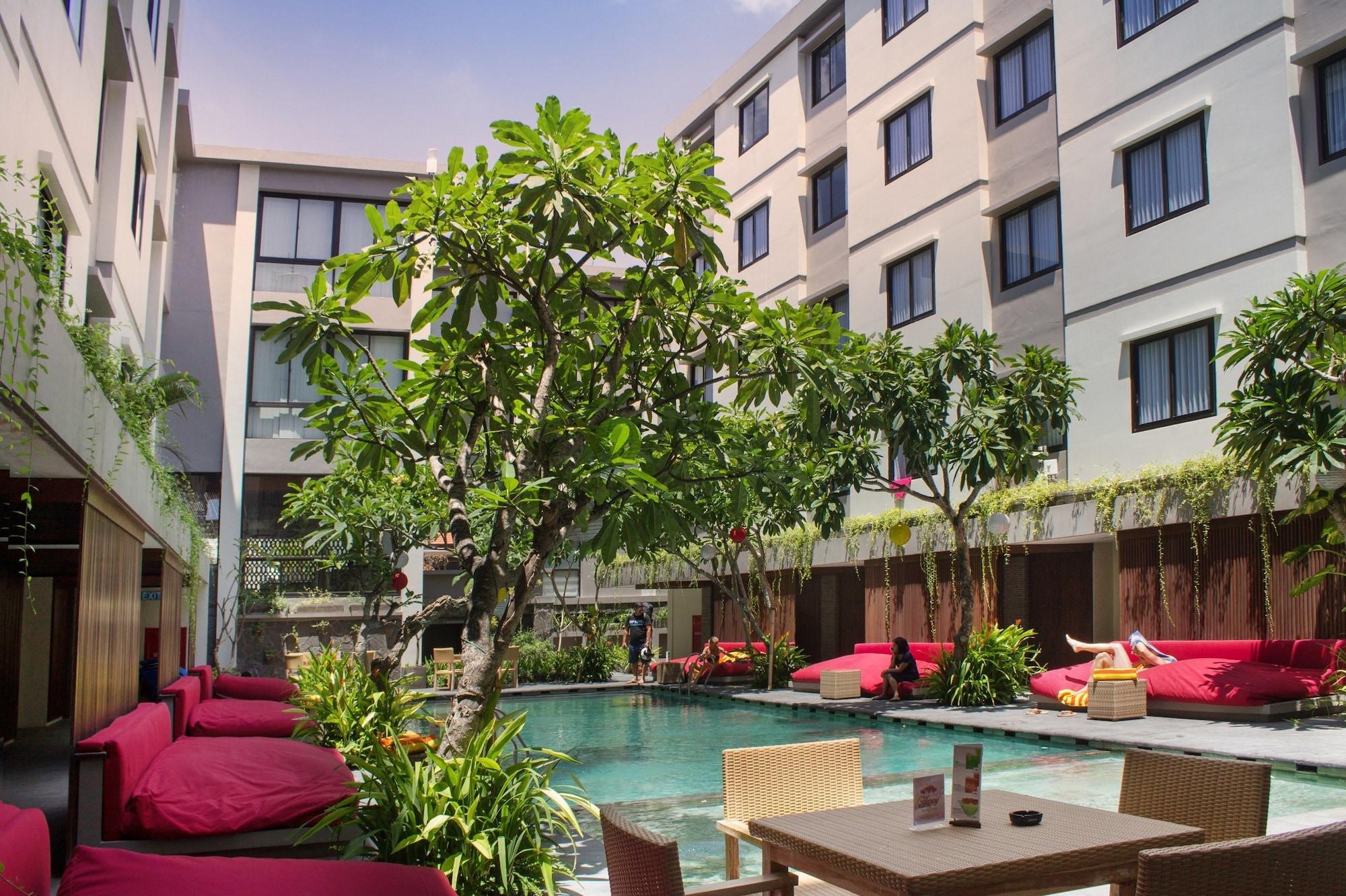 Savvoya Hotel Seminyak Exterior foto
